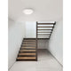 Brest Bad Deckenlampe Opal-Weiß an Treppe in modernem Raum, stilvolle Beleuchtung für Haus und Wohnung.