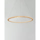 Cilion LED Hängelampe Ø 60cm Messing, Gold schwebend in einem modernen Raum.
