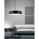 Finezza Hängelampe Ø 50cm in modernem Wohnzimmer über grauem Sofa und dekorativen Wandbildern.