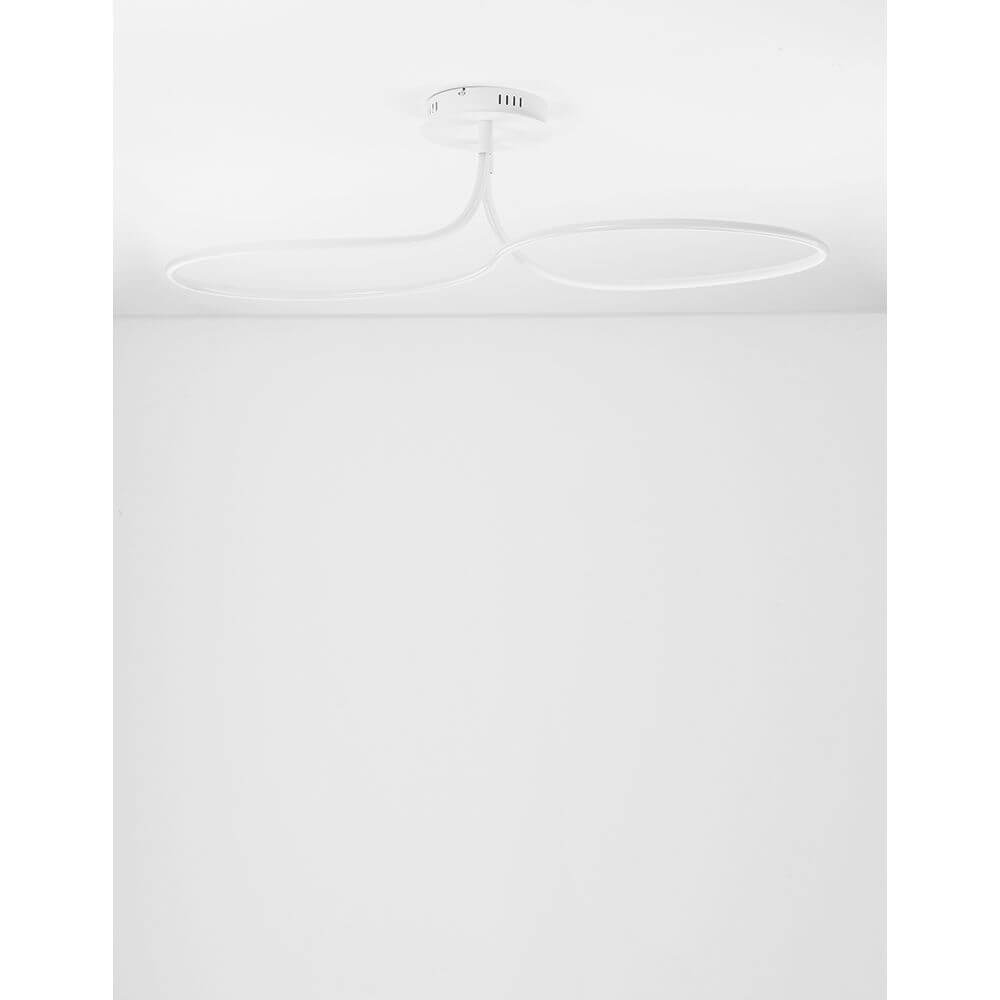 Fungo LED Deckenlampe Weiß mit elegantem Design und zwei integrierten Lichtquellen aus Aluminium und Acryl.