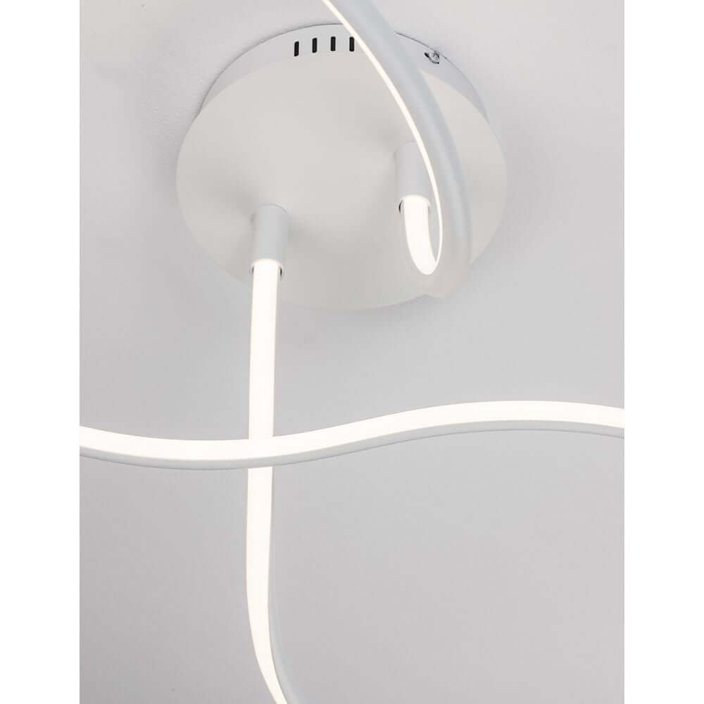 Fungo LED Deckenlampe Weiß: moderne Deckenlampe mit eleganten, flexiblen LED-Leuchten und minimalistischem Design.