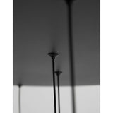 Detailaufnahme der Aufhängung von der Nova Luce Giono LED Pendelleuchte, elegant und modern gestaltet.