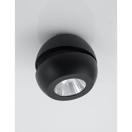 Gon LED Spot Ø 11cm justerbar taklampe i svart med justerbar lysvinkel.