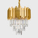 Grane Kristall Kronleuchter Goldfarben mit goldfarbenem Metall und Kristallstäben, elegantes Lichtdesign.