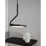 Luccelo LED -seinä ja kiimainen lampun metalli