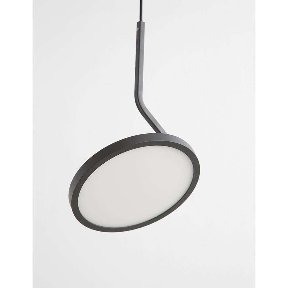 Luccelo LED Wand- & Hängeleuchte Schwarz in modernem Design, als elegante Lichtquelle für jeden Raum.