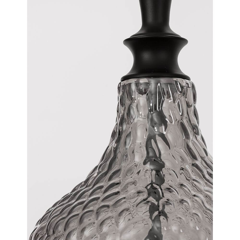Marou Glas-Pendellampe Rauchfarben mit schwarzem Metall und rauchiger Glaskuppel Detailaufnahme