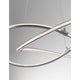 Detailansicht der Martino LED Hängeleuchte Ø 60cm Chrom mit modernem Design und elegantem Chromfinish.