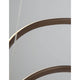 Detailansicht der Menton LED Hängeleuchte mit minimalistischem Design aus Aluminium und Acryl.