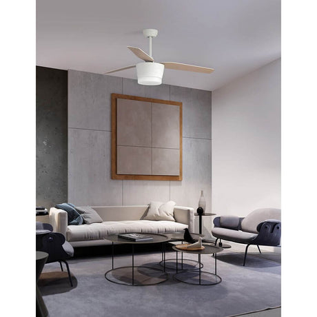 Monsoon LED Ventilator Stahl Holz in modernem Wohnzimmer mit stilvollem Design und Eichenholzflügeln.
