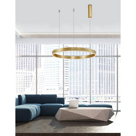 Motiv LED Guld hængelampe i en moderne stue med en elegant, guld pendel.