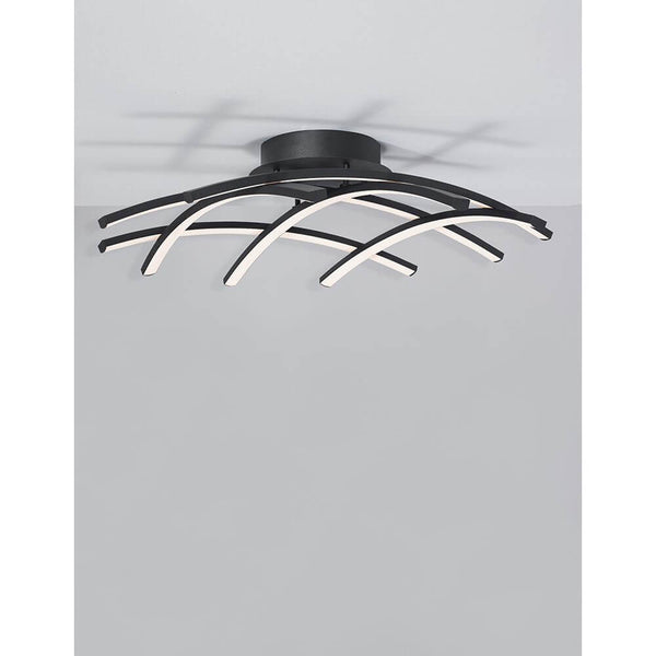 Narvi LED Deckenleuchte Schwarz mit elegantem Design aus Aluminium und Acryl für eine stilvolle Raumbeleuchtung.