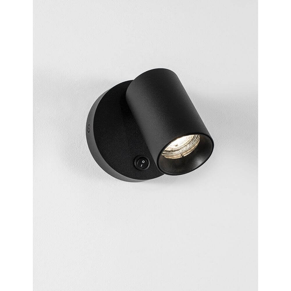 Net Wandstrahler in modernem Design, Schwarz, ideal für präzise Lichtakzente in Deinem Wohnraum.