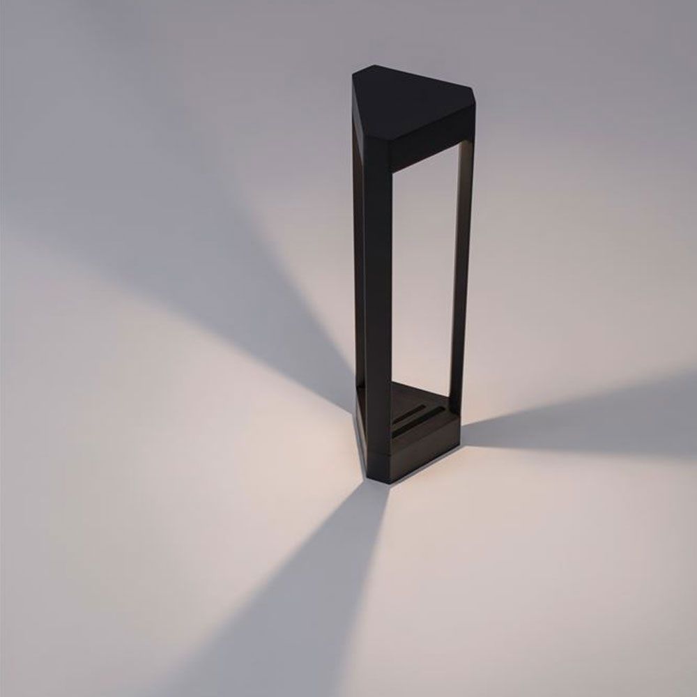 Pilona Pax triángulo LED negro