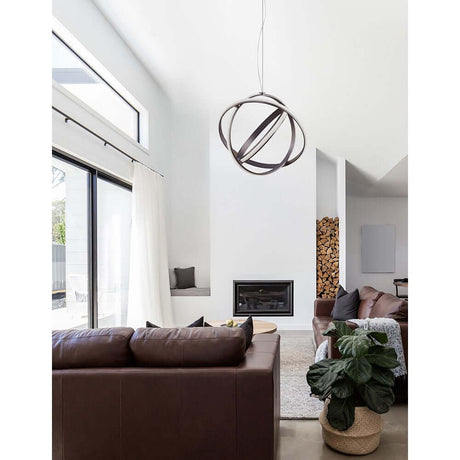 Pertone LED Hängelampe Schwarz in modernem Wohnraum mit hellem Design und stilvollem Ambiente.