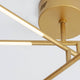 Raccio LED Deckenlampe Drehbar, Metall mit goldfarbenen Leuchtstäben und modernem Design.
