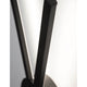 Detailansicht der Reslin LED Metall Wandleuchte mit klaren Linien und warmweißem Licht.