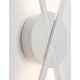 Reslin LED Metall Wandleuchte mit modernem Design und warmweißem Licht, perfekt für stilvolle Innenräume.