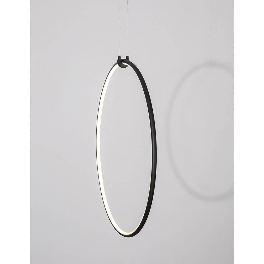 Ring LED Hängelampe Metall Schwarz - moderne Pendelleuchte aus schwarzem Metall mit LED-Technologie.