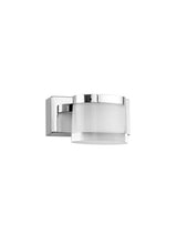 Elegante Sabia LED Bad Wandlampe mit verchromtem Design und Acrylschirm, IP44-zertifiziert für Feuchträume.