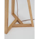 Detailansicht der Salino Stehlampe Naturholz mit stabilem Fuß aus naturbelassenem Holz.