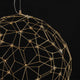 Detailansicht der Nova Luce Sole LED-Drahtkugel Hängelampe Goldfarben mit eleganten LED-Leuchten.