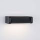 Volver LED-Wandleuchte drehbar Schwarz IP54 an einer Wand montiert, elegantes Design für Außenbereiche.