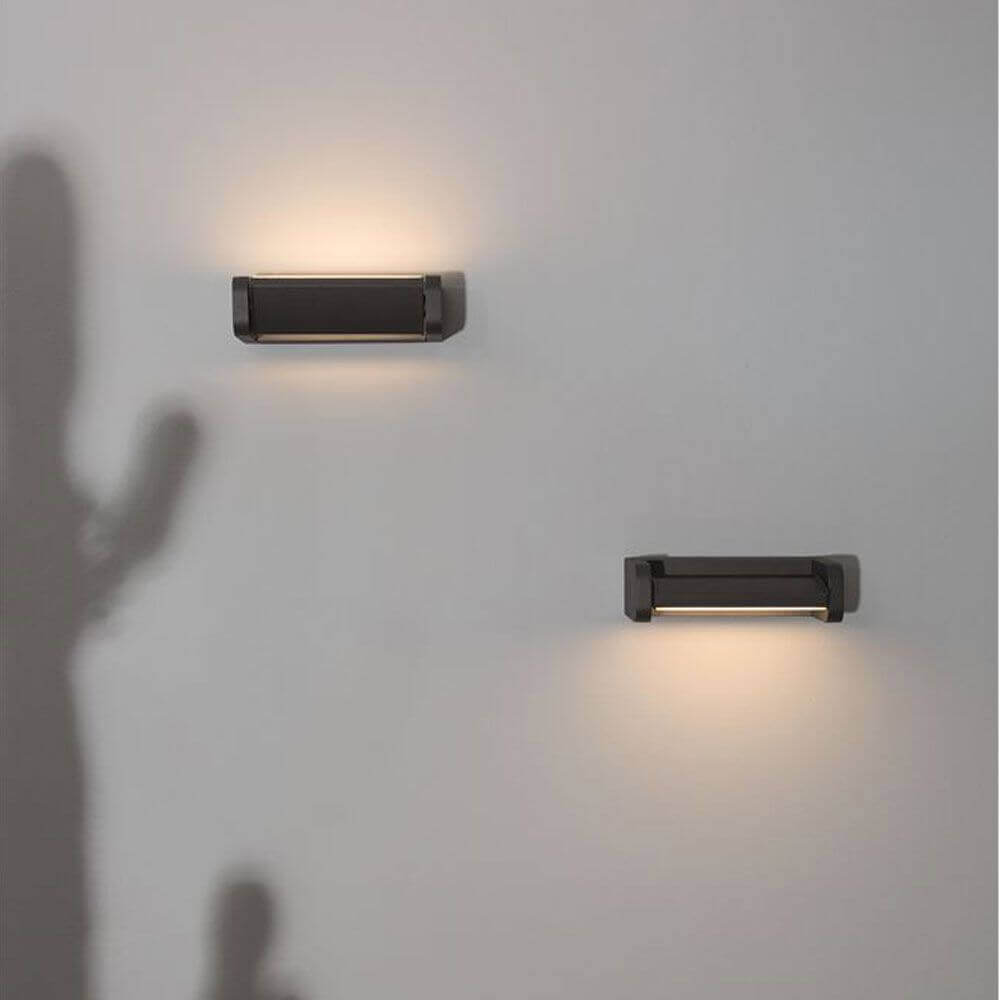 Volver LED Wall Lamp Rotatable Black IP54
