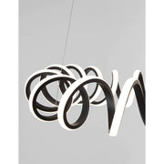 Zinia LED hengelampe i metall i moderne design med elegante, buede former og varmhvitt lys.