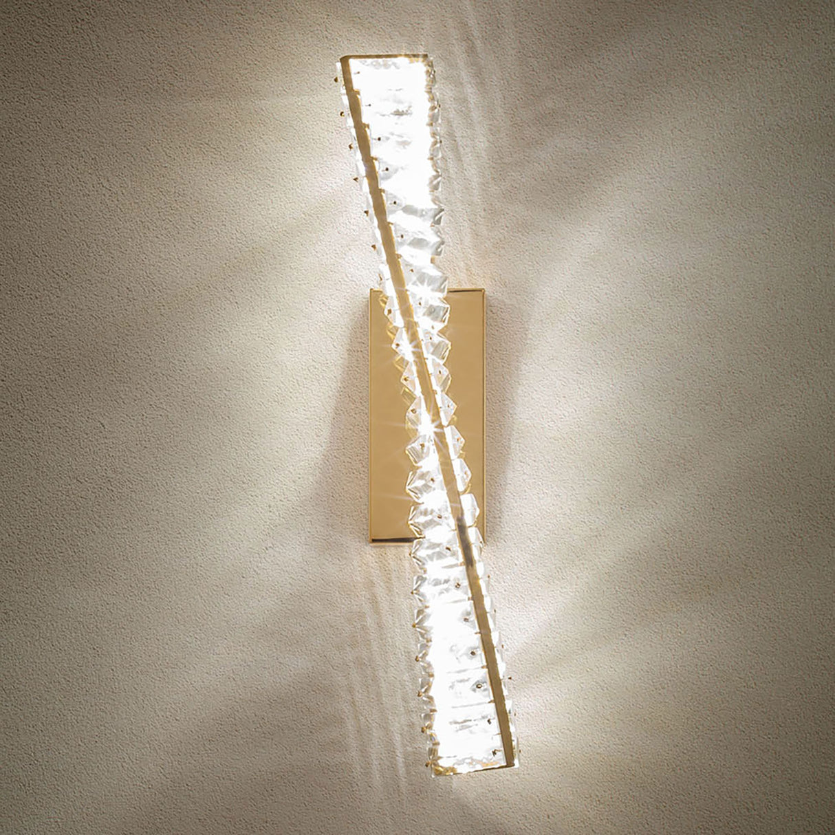 LED-Wandleuchte Oblige Goldfarben Dimmbar