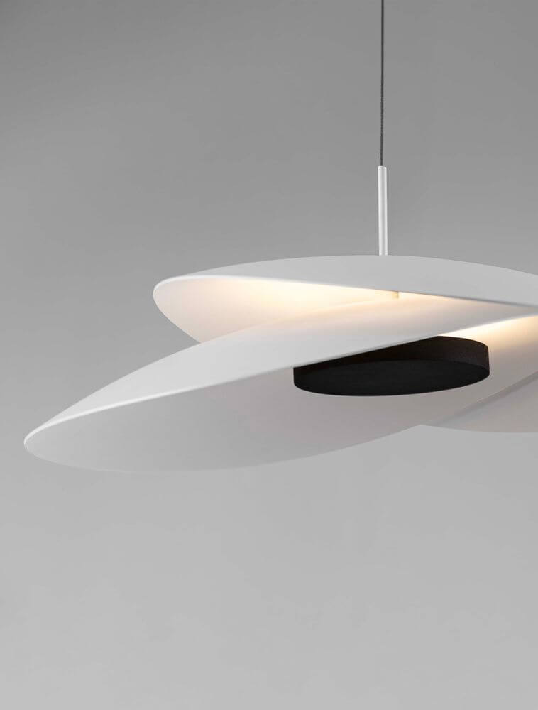 Olea LED Pendelleuchte Ø 35cm 3000K: moderne Deckenleuchte mit elegantem Design und warmweißem Licht.