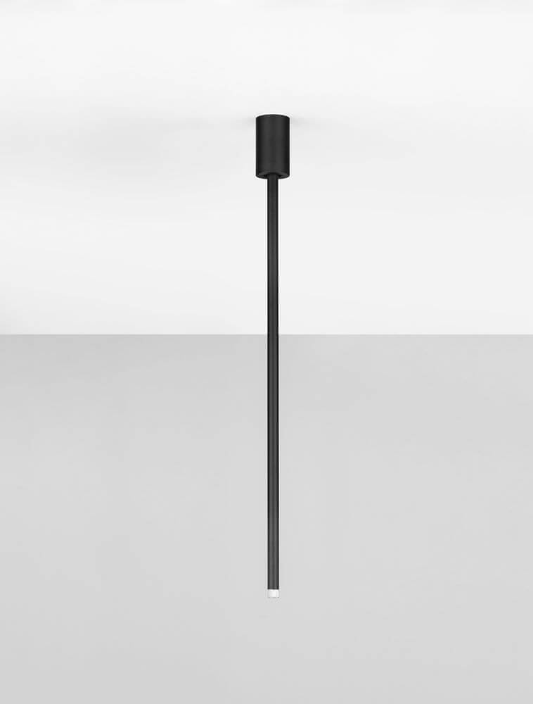 Ornos Deckenleuchte Ø 5cm H 70cm 3000K in elegantem Schwarz, minimalistisches Design für moderne Räume.