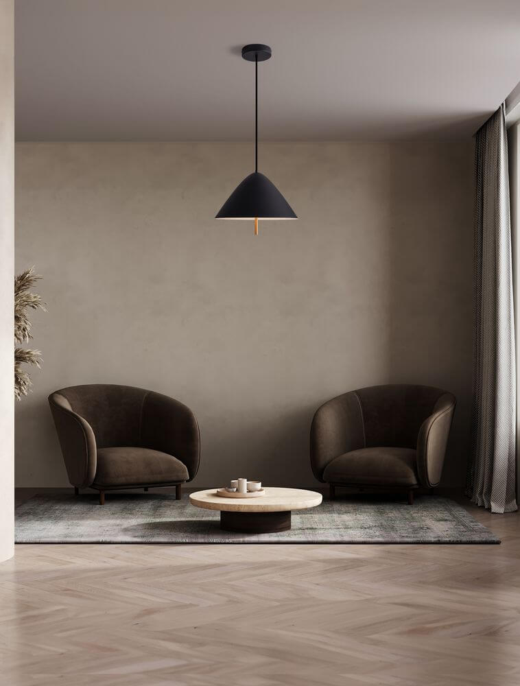 Oros LED Pendelleuchte Ø 40cm 3000K in modernem Wohnraum mit stilvollen Sesseln und Tisch.