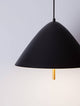 Oros LED Pendelleuchte Ø 40cm 3000K in mattschwarzem Aluminium und goldener Akzentbeleuchtung