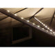 Akku LED-Strip für Sonnenschirm IP44 3000K 4x0, 4m USB montiert am Sonnenschirm für warmes Licht.