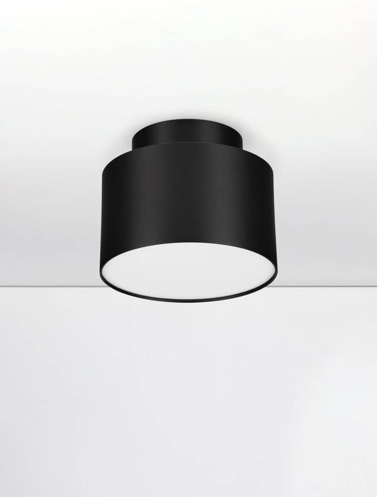 Ozen LED Deckenleuchte Ø 11cm in Schwarz, warmes Licht bei 3000K, modernes Design für jeden Raum.