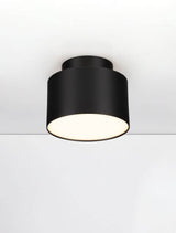Ozen LED Deckenleuchte Ø 11cm in Schwarz mit 3000K Lichtfarbe, modernes Design für Innenräume.