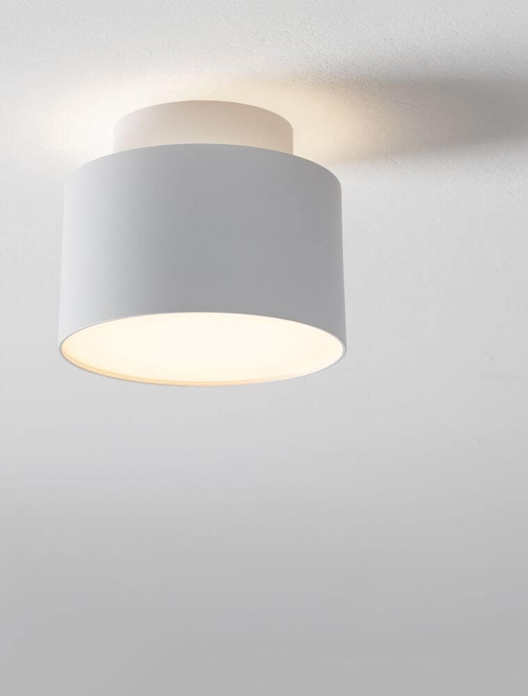 Ozen LED Deckenleuchte Ø 11cm in modernem Design mit warmem 3000K Licht.