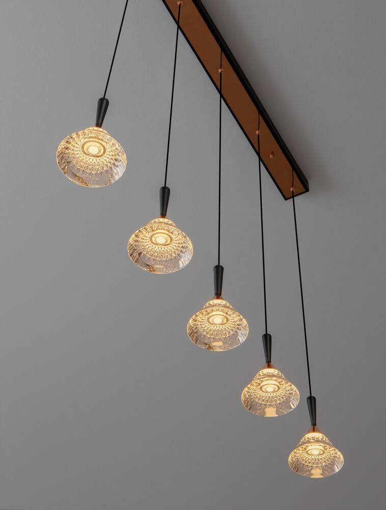 Paluz LED Pendelleuchte Balken 90,5 cm 5-flammig 3000K Schwarz, Roségold mit elegantem Design.