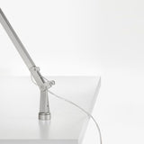 Regulowana lampa stołowa LED Panzeri Jackie ze ściemniaczem dotykowym