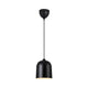 Pendelleuchte Angle in schwarz mit industriellem Design und verstellbarem Licht.