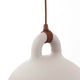 Pendelleuchte Bell L Ø 55cm Sand mit elegantem Design und charakteristischer Aufhängung.