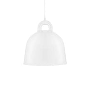 Pendelleuchte Bell M Ø 42cm Weiß - elegante weiße Lampe in Glockenform, ideal für Wohn- und Arbeitsräume.
