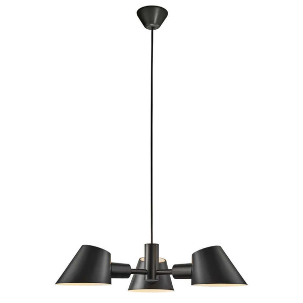 Pendelleuchte Stay 3-Spot von Design for the People, schwarze Mehrfachleuchte mit drei verstellbaren Schirmen