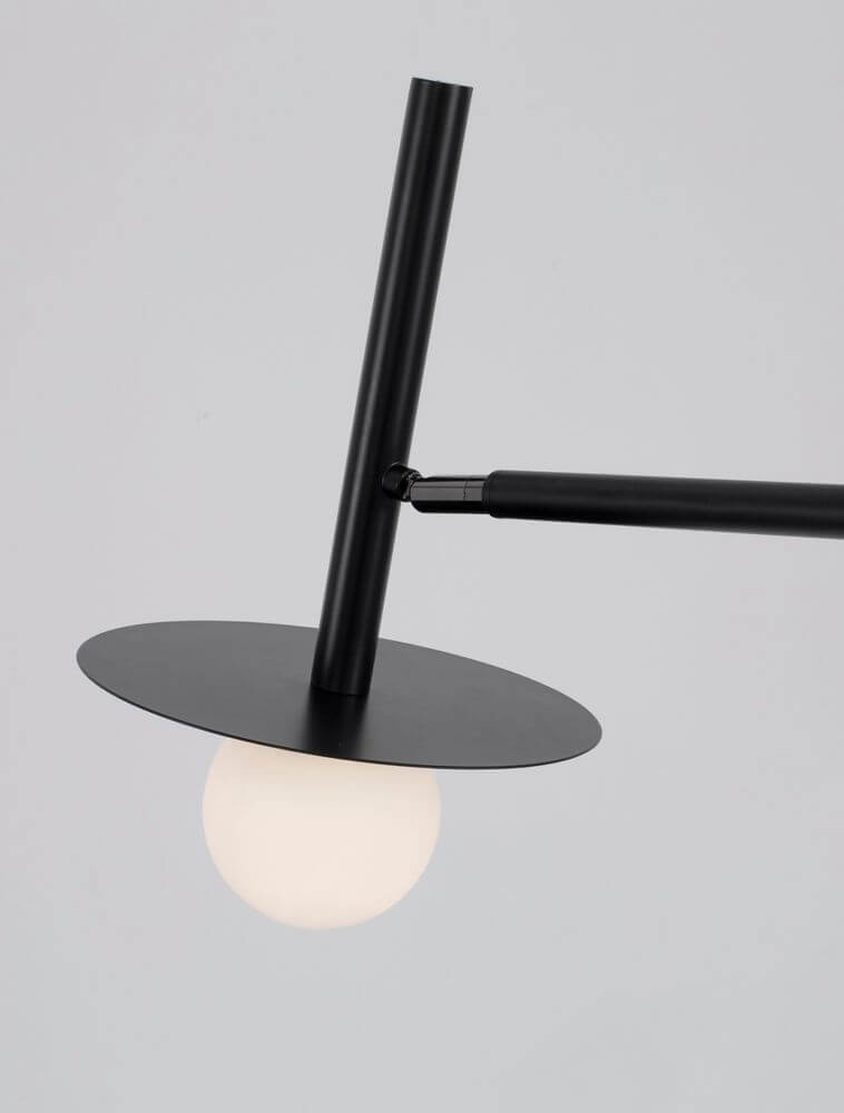 Pielo Stehlampe G9 H 165cm Ø 42cm mit modernen Metall-Design und Opalglas-Lampe.
