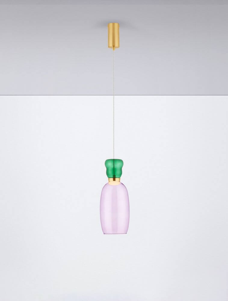 Pluma LED Pendelleuchte Ø 15cm 3000K Mehrfarbig mit modernem Design und kunstvollem Glasleuchtenschirm.