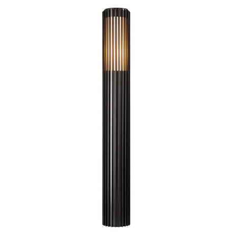 Pollerleuchte Aludra 95 Seaside IP44 in elegantem, skulpturalem Design für den Außenbereich.