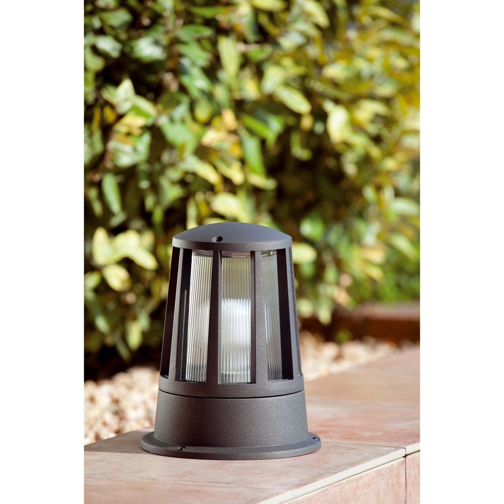 Lampe à plintage moderne Surat IP54 gris foncé