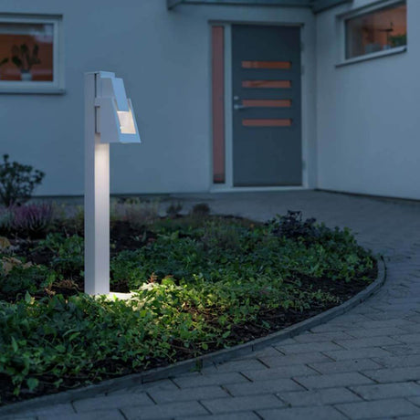 Potenza LED pullerlekt i hagen lyser opp sti og planter, moderne design i hvitt
