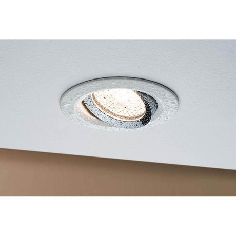 Premium EBL Nova IP65 schwenkb max 1x35W GU10 GU5,3 Weiß-Chrom Einbaustrahler in Decke eingebaut.